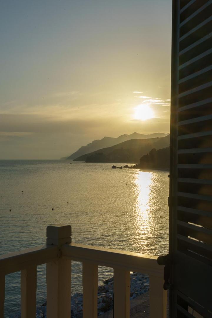 Archontiko Seaside Hotel Platanias  Exterior foto
